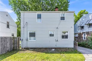 15803 Delrey Ave, Loveland, OH 44128 - Photo 24