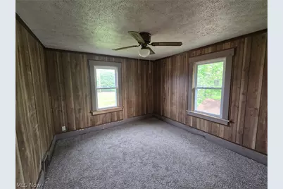 1117 14th Street NE, Canton, OH 44705 - Photo 8