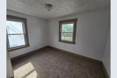 1117 14th Street NE, Canton, OH 44705 - Photo 10