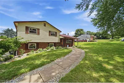 360 Dietz Avenue NE, East Canton, OH 44730 - Photo 2