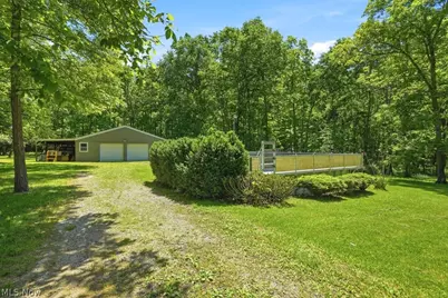 16203 Mock Road, Berlin Center, OH 44401 - Photo 40