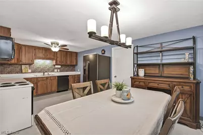 1600 Ridgewood Court, Twinsburg, OH 44087 - Photo 10
