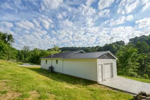 3899 Mayfair Ln, Cambridge, OH 43725 - Photo 30
