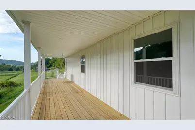 3899 Mayfair Lane, Cambridge, OH 43725 - Photo 4