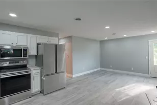 3899 Mayfair Ln, Cambridge, OH 43725 - Photo 8
