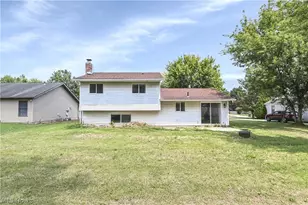 618 State St, Elyria, OH 44035 - Photo 6