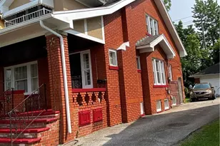 13118 Saybrook Ave, Garfield Heights, OH 44105 - Photo 2