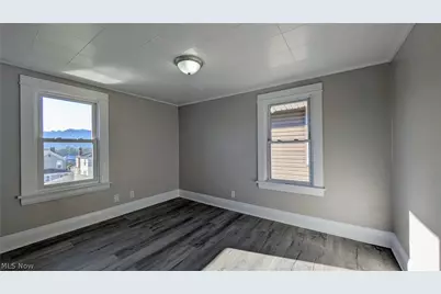 508 Virginia Street, Martins Ferry, OH 43935 - Photo 2