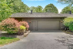 455-55 Meadowview Dr, Aurora, OH 44202 - Photo 1