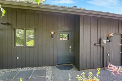 455-55 Meadowview Drive, Aurora, OH 44202 - Photo 2