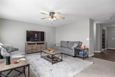 3994 Primrose Way, Lorain, OH 44053 - Photo 6