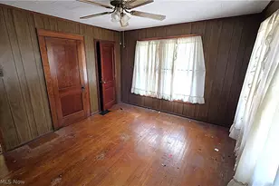 446 N 8th St, Cambridge, OH 43725 - Photo 18