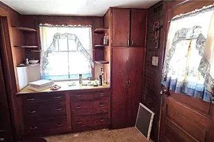 446 N 8th St, Cambridge, OH 43725 - Photo 16