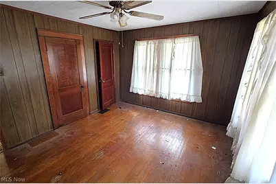 446 N 8th Street, Cambridge, OH 43725 - Photo 16