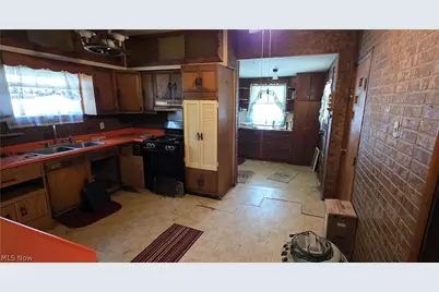 446 N 8th Street, Cambridge, OH 43725 - Photo 8