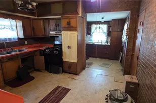 446 N 8th St, Cambridge, OH 43725 - Photo 8