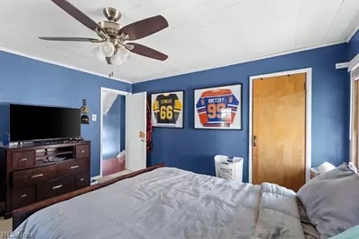 3813 Collins Way, Weirton, WV 26062 - Photo 22