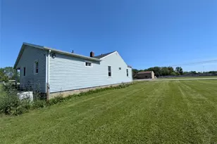 41386 Schadden Rd, Elyria, OH 44035 - Photo 4