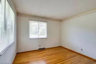 209 Shiawassee Ave, Akron, OH 44333 - Photo 14