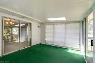 209 Shiawassee Ave, Akron, OH 44333 - Photo 26