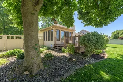238 Shenandoah Boulevard, Barberton, OH 44203 - Photo 32