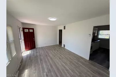15615 Lotus Drive, Loveland, OH 44128 - Photo 4