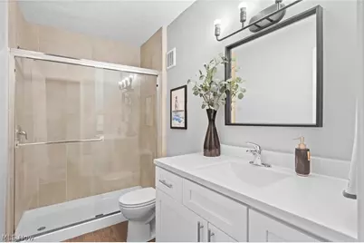 10526 Clifton Boulevard #202, Loveland, OH 44102 - Photo 10