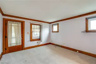 1425 Chippewa Ave, Akron, OH 44305 - Photo 8
