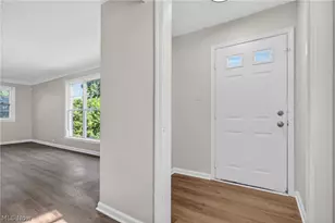 16218 Telfair Ave, Loveland, OH 44128 - Photo 6