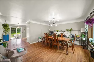 718 Starlight Dr, Green Hills, OH 44131 - Photo 4