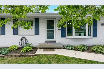 718 Starlight Drive, Green Hills, OH 44131 - Photo 2