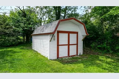 718 Starlight Drive, Green Hills, OH 44131 - Photo 34