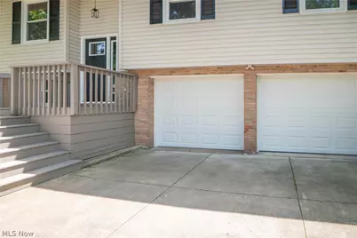 1108 Maple Street, Tallmadge, OH 44278 - Photo 2