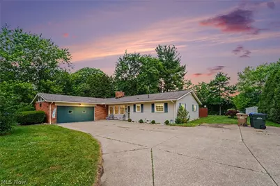 693 Woodbrook Road, Cuyahoga Falls, OH 44223 - Photo 2