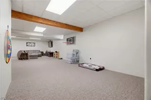 1623 Isaac Tr, Akron, OH 44306 - Photo 16