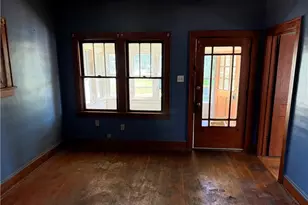 1027 Austin Ave, Akron, OH 44306 - Photo 6