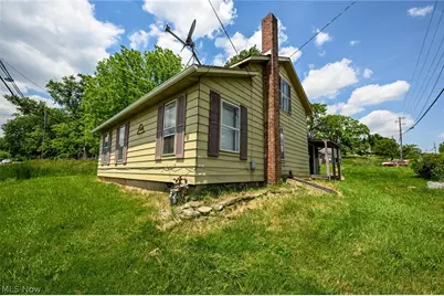 893 Norton Avenue, Barberton, OH 44203 - Photo 1