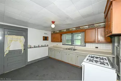 893 Norton Avenue, Barberton, OH 44203 - Photo 10