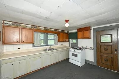 893 Norton Avenue, Barberton, OH 44203 - Photo 14