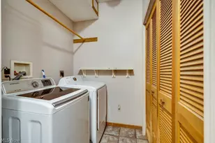 5209 Orchard Ln, North Ridgeville, OH 44039 - Photo 12