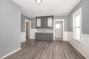 5604 Linton Ave, Loveland, OH 44105 - Photo 2