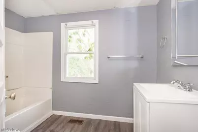 5604 Linton Avenue, Loveland, OH 44105 - Photo 8