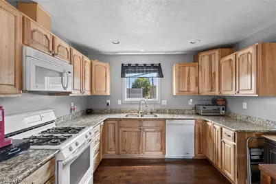 935 Logan Avenue, Toronto, OH 43964 - Photo 8