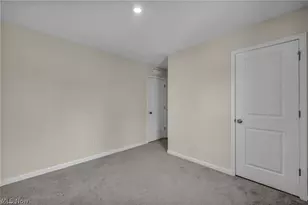 189 Alexander Dr, Elyria, OH 44035 - Photo 16