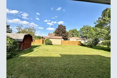 860 Adelaide Avenue NE, Warren, OH 44483 - Photo 16