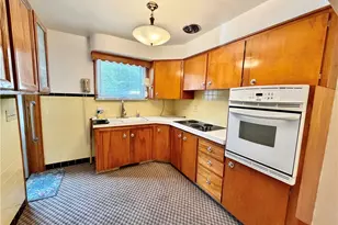 860 Adelaide Ave NE, Warren, OH 44483 - Photo 6