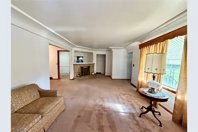 860 Adelaide Avenue NE, Warren, OH 44483 - Photo 2