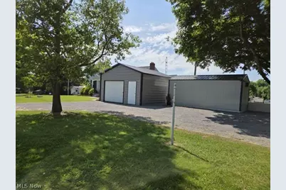 15090 Louisville Street NE, Minerva, OH 44657 - Photo 2