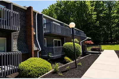 6215 Hidden Creek Drive #316, Lorain, OH 44053 - Photo 1