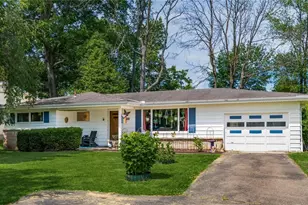 2525 Geneva Dr, Zanesville, OH 43701 - Photo 1